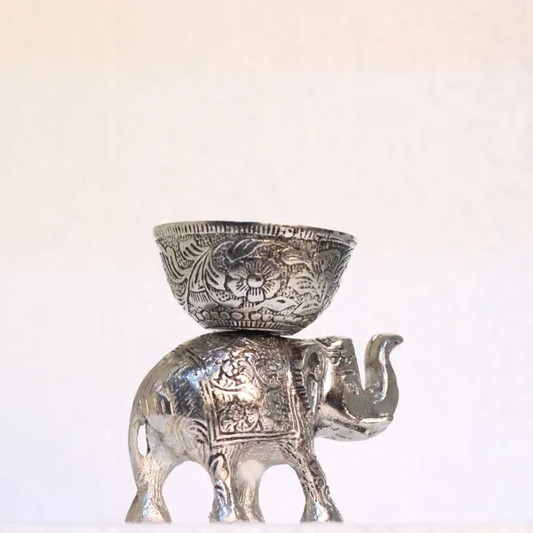 Metal_Elephant_Decorative_Bowl_–_Handcrafted_Design
