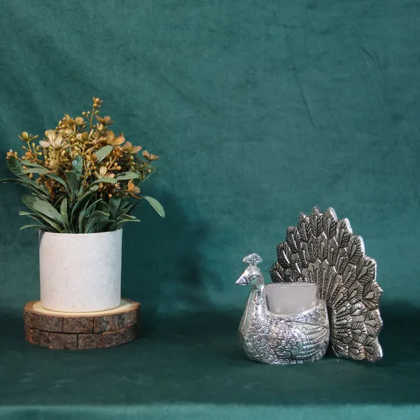 Metal_Peacock_Candle