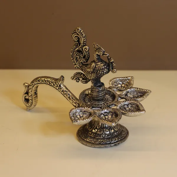Peacock_Handle_5_Diya