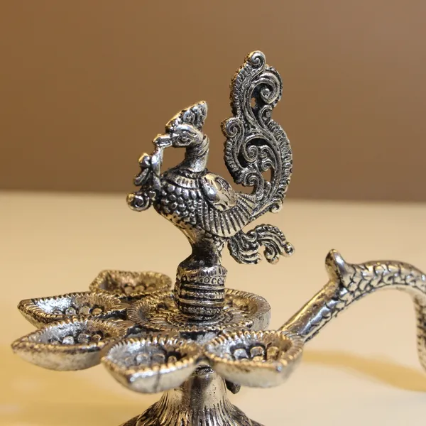Peacock_Handle_5_Diya