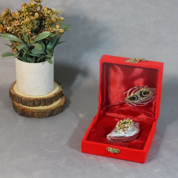 Tilak_Chopda_Mina_W/box