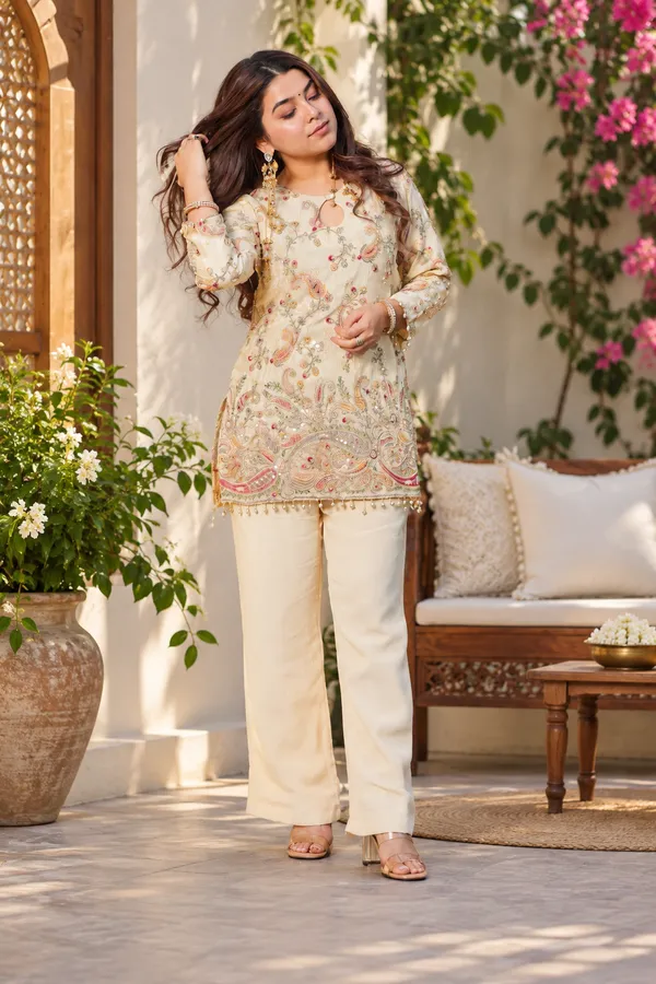 Noor_Sequined_Festive_Layered_Outfit