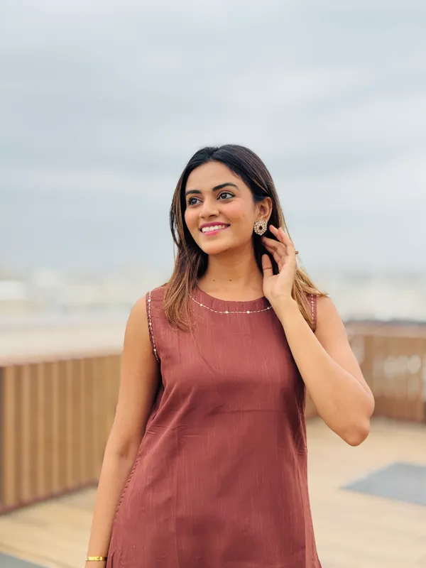Chocolate_brown_sleeveless_Hand_embroidered__kurta_with_matching_palazzo.