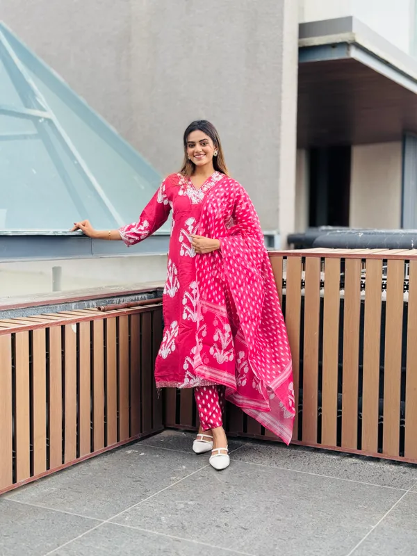 coral_Pink_Embroidered_Kurta_Set_with_Tonal_Dupatta
