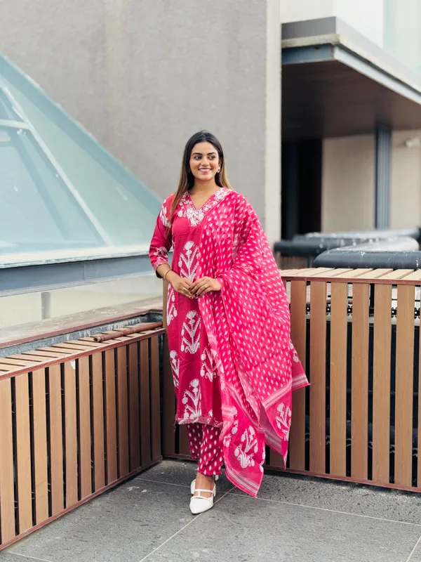 coral_Pink_Embroidered_Kurta_Set_with_Tonal_Dupatta