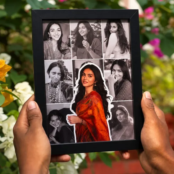 Customized_Black_Wooden_Nine-Photo_Gallery_Collage_Frame