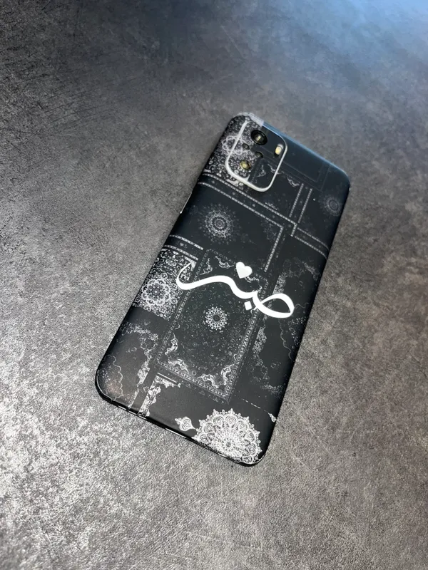 Black_Non_-_Sticky_Bubble_free_Phone_Skin_For_Smartphone