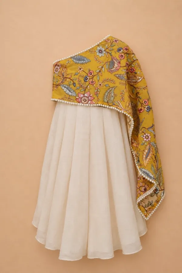 Pearl_Yolk_-_Flowing_Top_With_Kali_Palazzo