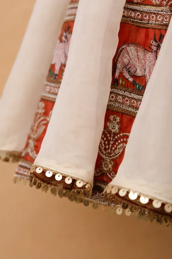 Elegant_Era_-_Designer_Dress_with_Beautiful_Laces