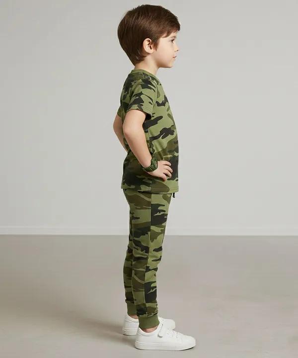 Green_Camouflage_Army_Printed_Hosiery_Cotton_T-Shirt_And_Pyjama_Set_For_Kids_Boy_And_Girl