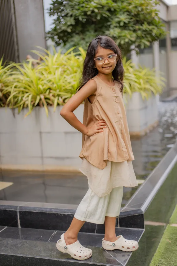 Beige_Premium_Cotton_Sleeveless_Tunic_And_Culottes_Set_For_Girls