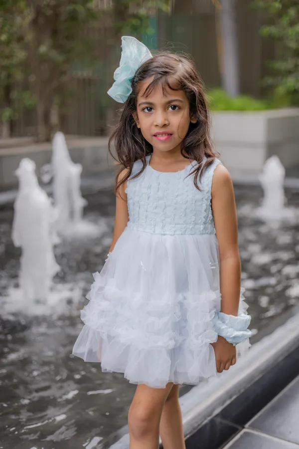 White_Neoprene_Tulle_Sleeveless_Party_Dress_For_Girls