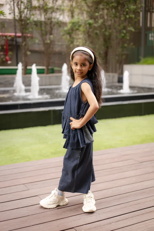 Navy_Denim_Sleeveless_Peplum_Top_And_Pants_Set_For_Girls