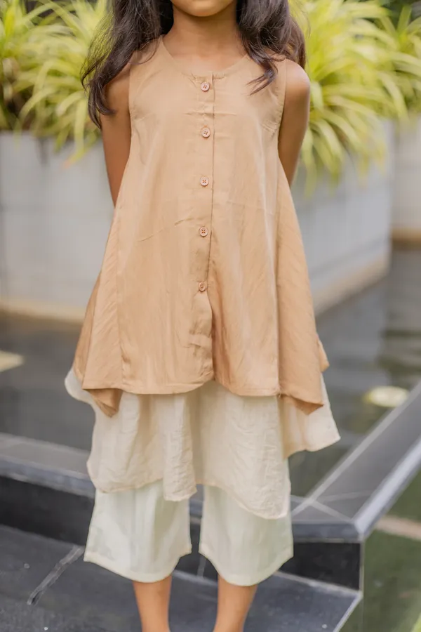 Beige_Premium_Cotton_Sleeveless_Tunic_And_Culottes_Set_For_Girls