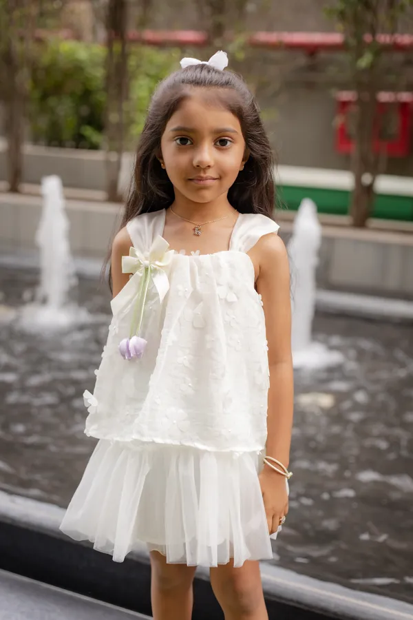 White_Neoprene_Tulle_Sleeveless_Floral_Layered_Dress_For_Girls