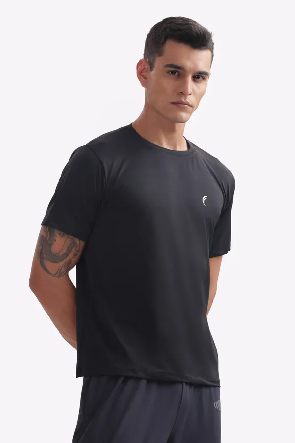 Black_Short_Sleeve_Sports_T-Shirt_for_Men