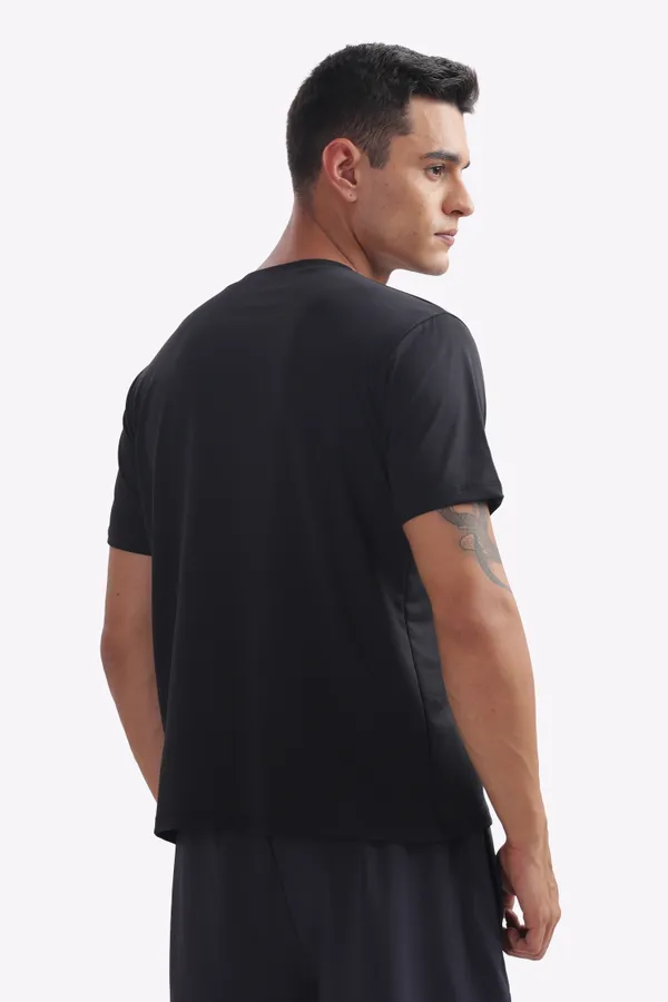 Black_Short_Sleeve_Sports_T-Shirt_for_Men