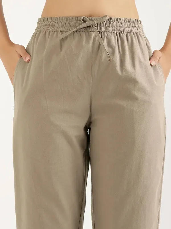 Women-Beige-Cotton-Straight-Pant