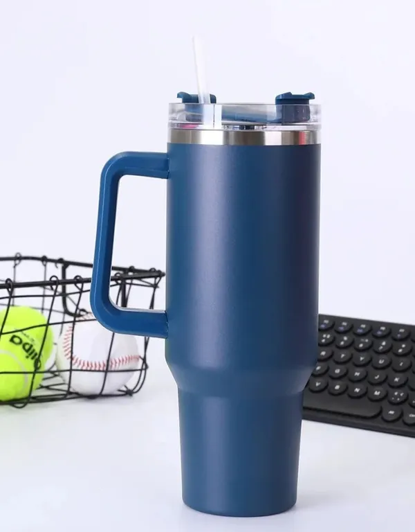 Stainless_Steel_Insulated_Tumbler_With_Handle_And_Straw_For_Commutes,_Office,_Gym,_Travel