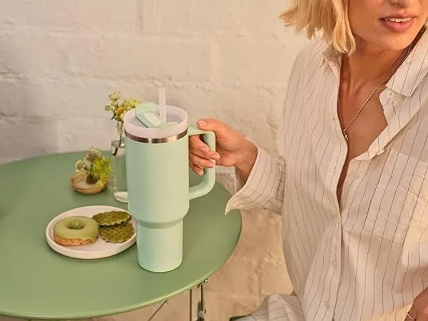 Mint_Green_Stainless_Steel_Insulated_Tumbler_With_Handle_And_Straw_For_Home,_Office,_Gym,_Outdoor