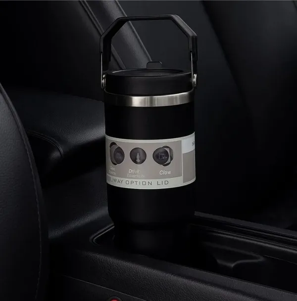 Black_Stainless_Steel_Vacuum_Insulated_Tumbler_With_Handle_For_Fitness_Enthusiasts,_Travelers,_And_Daily_Commuters