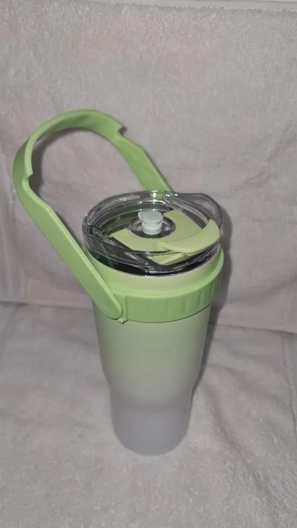 Green_Ombre_Insulated_Tumbler_With_Handle_And_Straw_For_Gym,_Office,_Travel