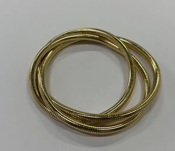 Gold_Coil_Bracelet_For_Women