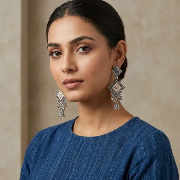 Silver_Oxidized_Floral_Enamel_Jhumka_Earrings_For_Women
