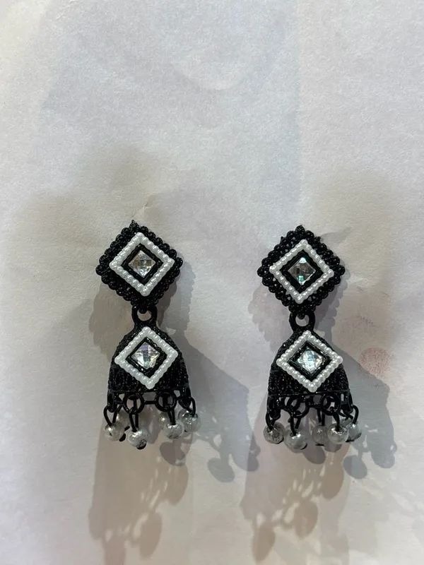 Black_Silver_Geometric_Diamond_Jhumka_Earrings_For_Women