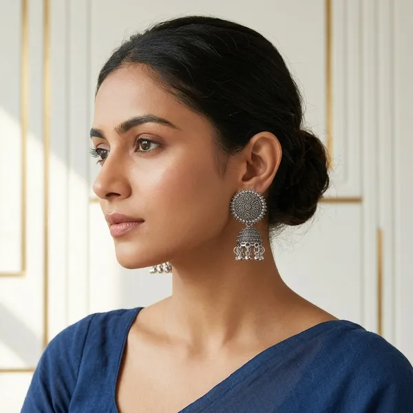 Silver_Oxidized_Spiral_Design_Jhumka_Earrings_For_Women