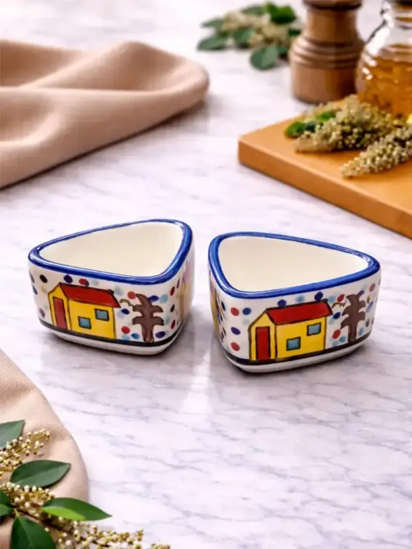 Rustic_Village_Mini_Sauce_Dip_Bowls_Triangle_Set_Of_2