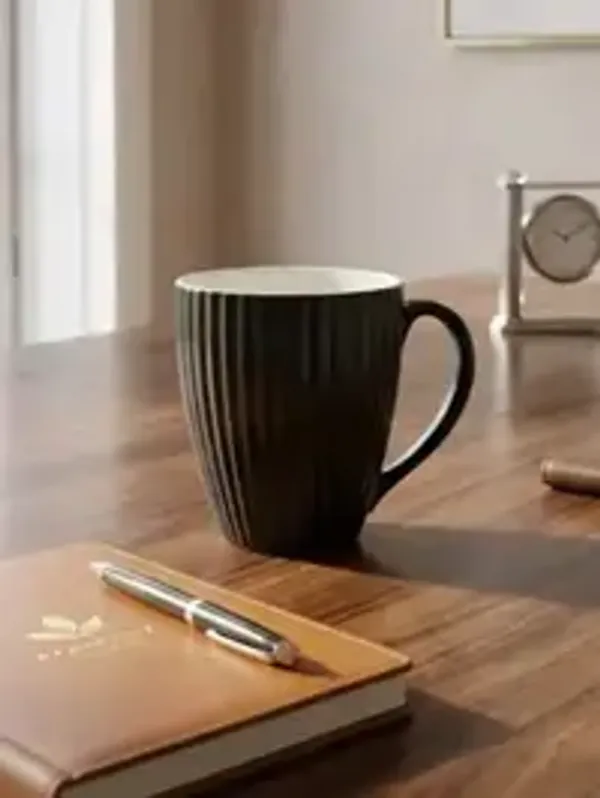 Onyx_Elegance_Mug