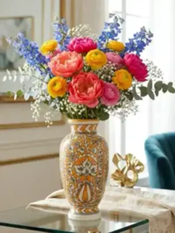 Golden_Marigold_Handcrafted_Decorative_Vase