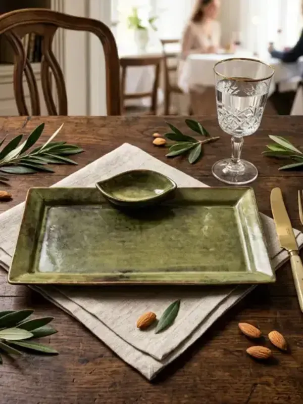 Olive_Regal_Platter_Dip_Bowls_Oval_14_X_7_Inches