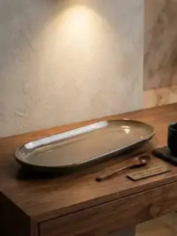 Noir_Elegance_Oval_Serving_Platter