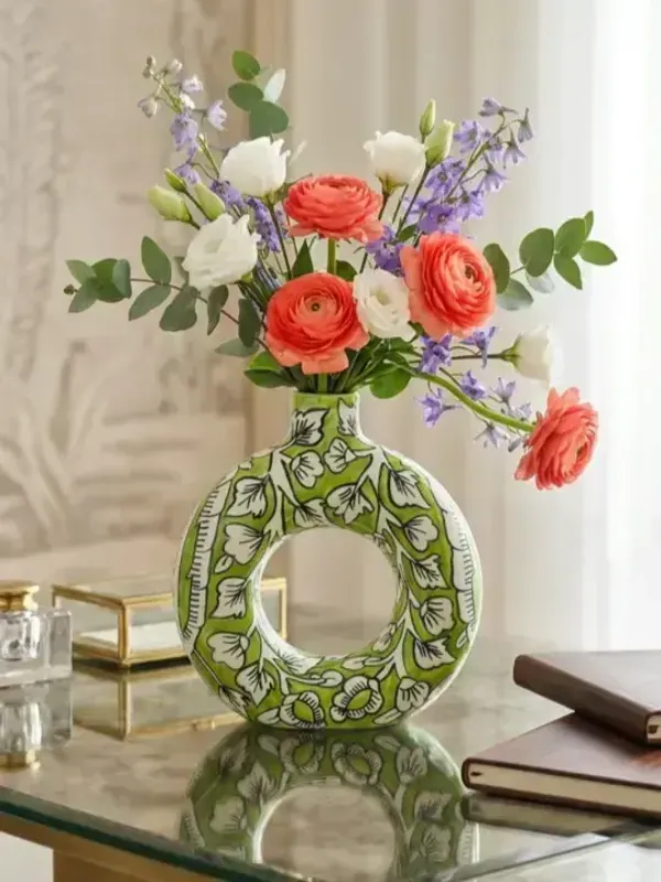 Verdant_Bloom_Handcrafted_Ring_Ceramic_Flower_Vase_7_Inches