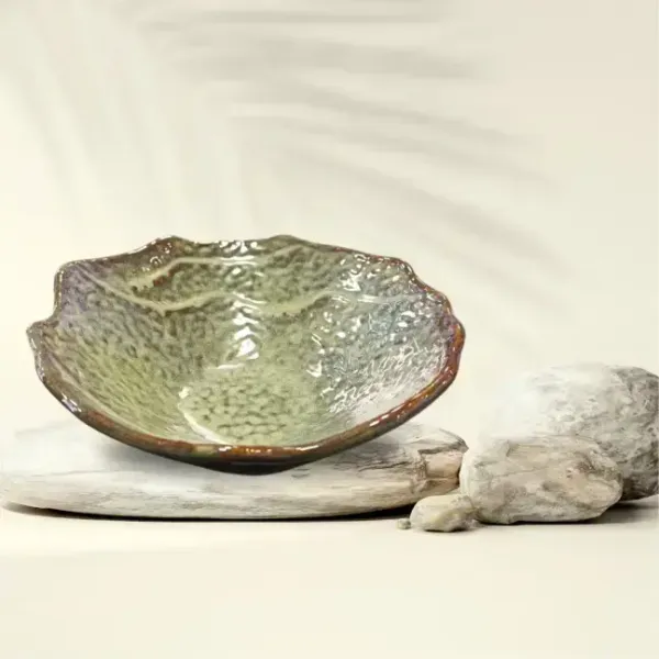 Round_Inclined_Encraved_Artistic_Bowl_Dessert_Green_8_Inches