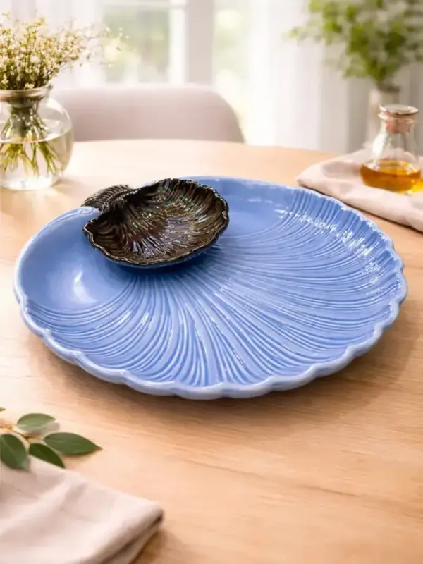 Azure_Wave_Shell_Platter_With_Dip_Bowl_11_Inch