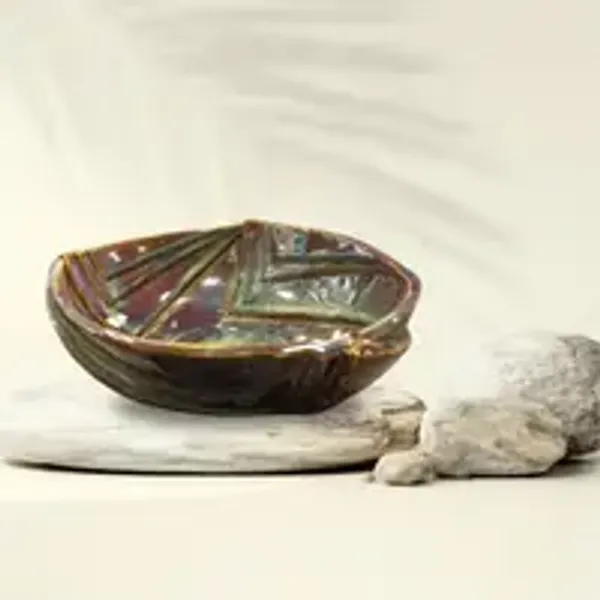 Studio_Art_Geometry_Engraved_Oblonged_Oval_Shape_Round_Bowl_10_X_8_Inches