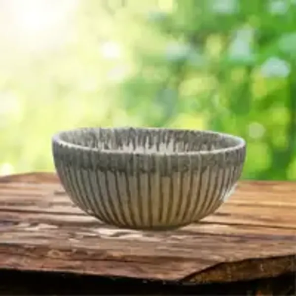 Rustic_Ribbed_Ceramic_Serving_Bowl_8_5_X_4_Inches