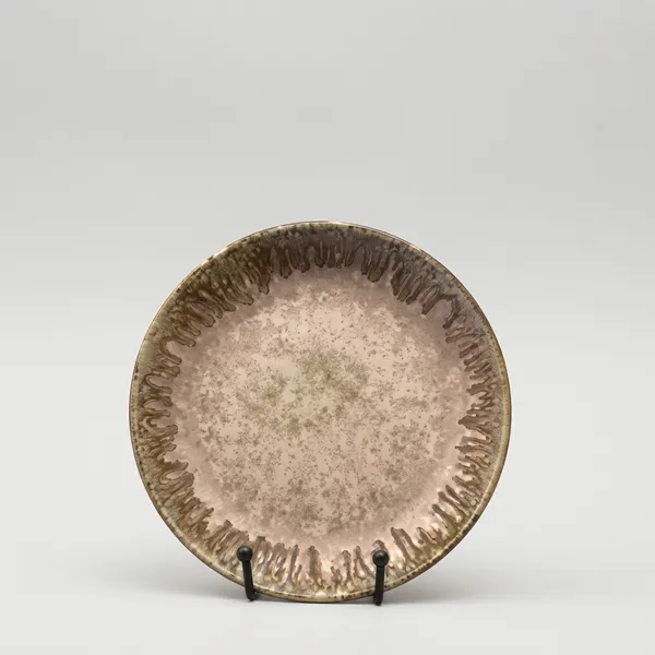 Round_Shape_Border_Handcrafted_Plate_Pink_Blush_10
