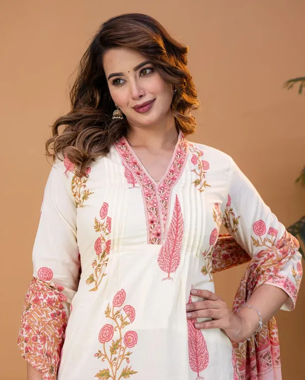 Breezy_Floral_Mull_Kurta_Set