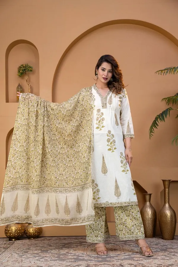 Breezy_Floral_Mull_Kurta_Set