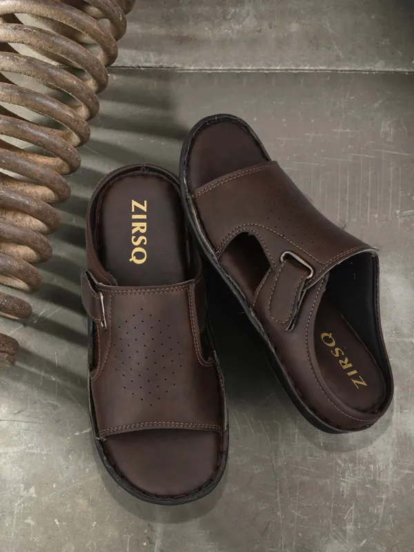 Brown_Synthetic_Leather_Slippers_For_Men