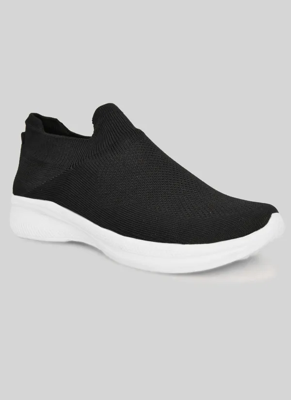 Black_White_Flyknit_Slip-On_Sneakers_For_Men