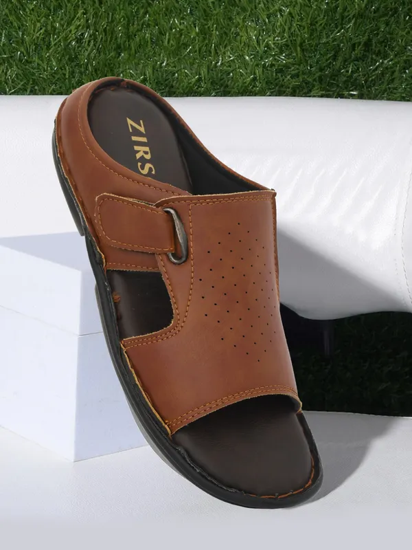Brown_Synthetic_Leather_Slippers_For_Men
