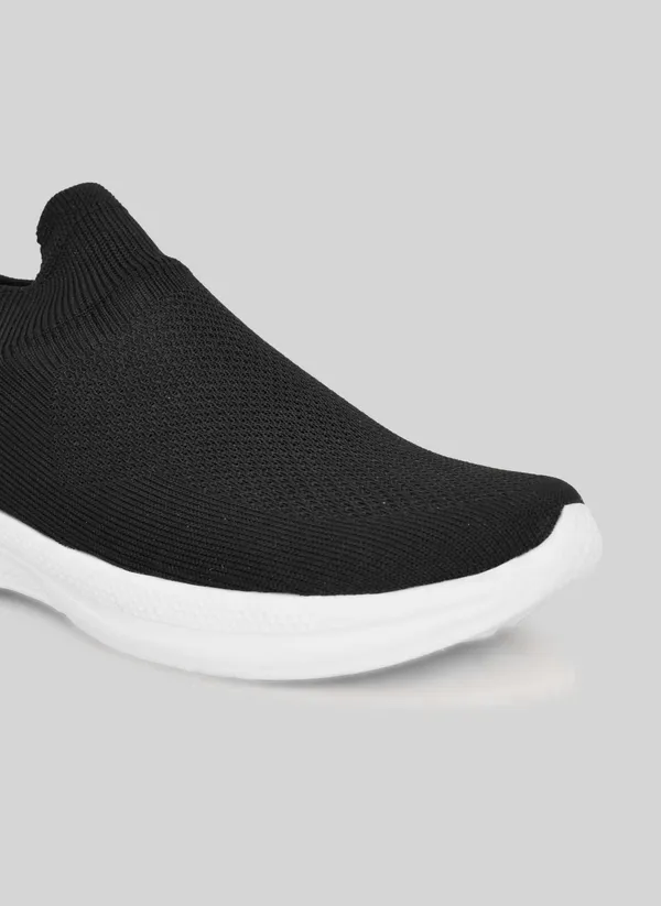 Black_White_Flyknit_Slip-On_Sneakers_For_Men