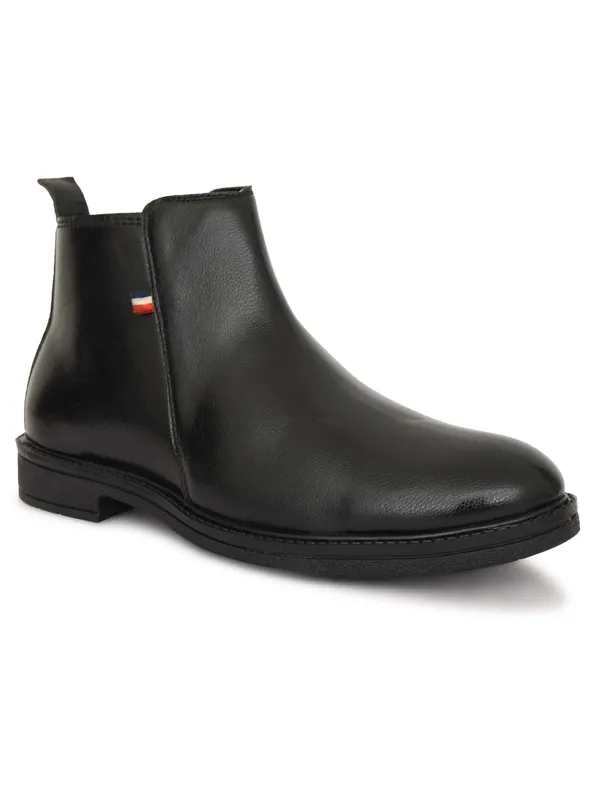 Black_Synthetic_Leather_Slip-On_Chelsea_Boots_For_Men
