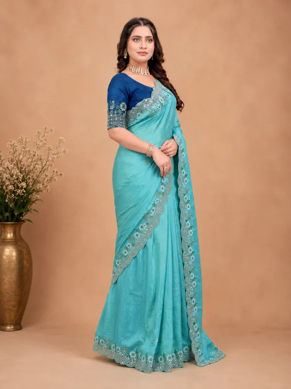 Azure_Aura_Crush_Saree_Set