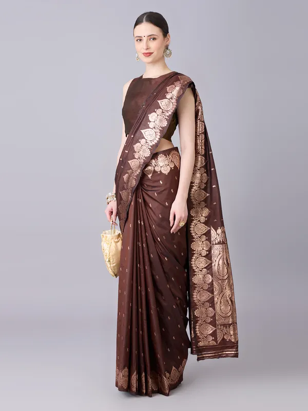 Chocolate_brown_and_rose_gold_Banarasi_silk_saree